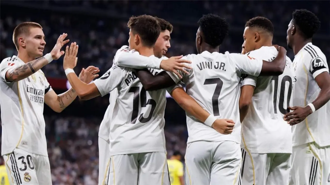 تألق فينيسيوس وبيلينجهام يدفع نجم ريال مدريد نحو الرحيل نهاية الموسم